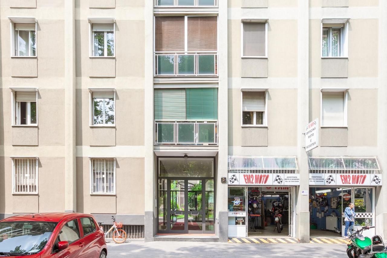 Spazioso Appartamento - City Life - Fiera Milano - Alcuino 5 ภายนอก รูปภาพ